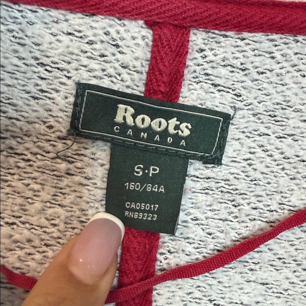 Roots Charcoal and Cream Cardigan with Red Accents - small - Picture 2 of 3